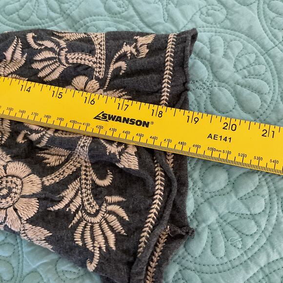 Johnny Was Adele Embroidered Jersey Top Charcoal Gray V Neck Small J17018-6 - Picture 9 of 9